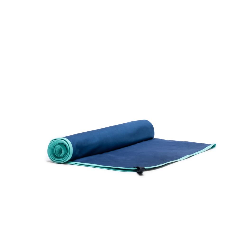Rumpl Everywhere Towel - Ocean Fade Everywhere Towel