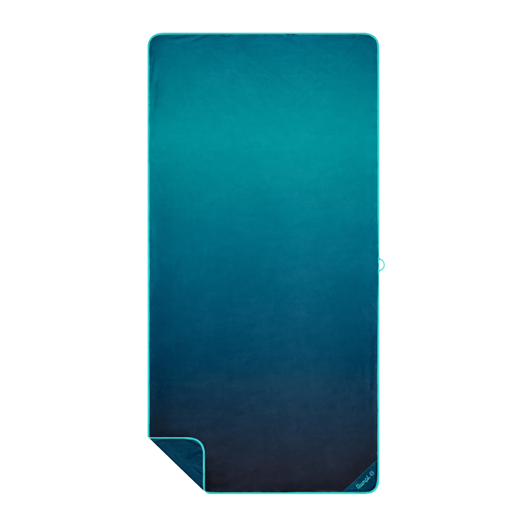 Rumpl Tech Towel - Ocean Fade Tech Towel - Ocean Fade | Rumpl Blankets for Everywhere Tech Towel